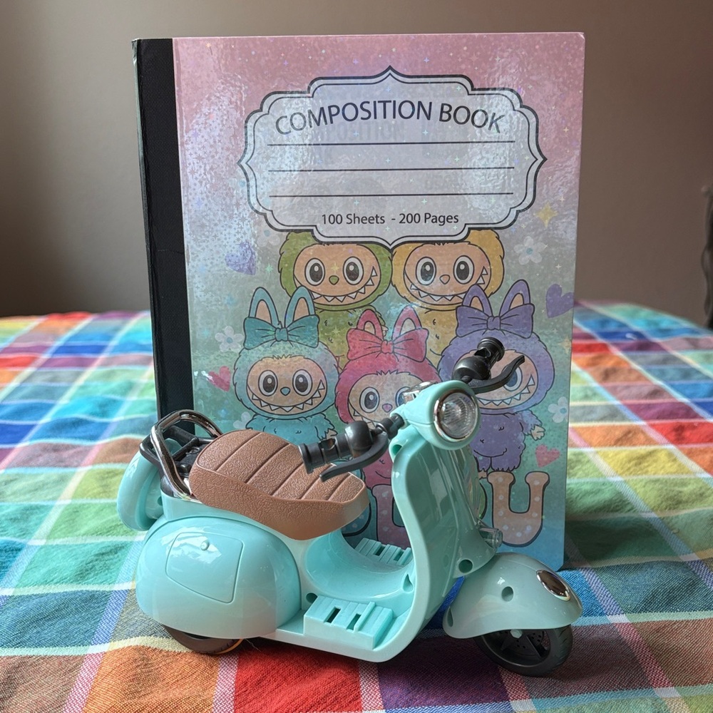 🛵👹🛵  LABUBU NOTEBOOK & SCOOTER 🛵 - Picture 9 of 16
